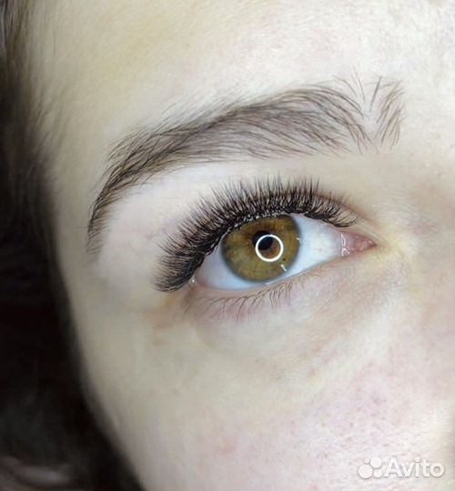 Наращивание ресниц, оформление бровей