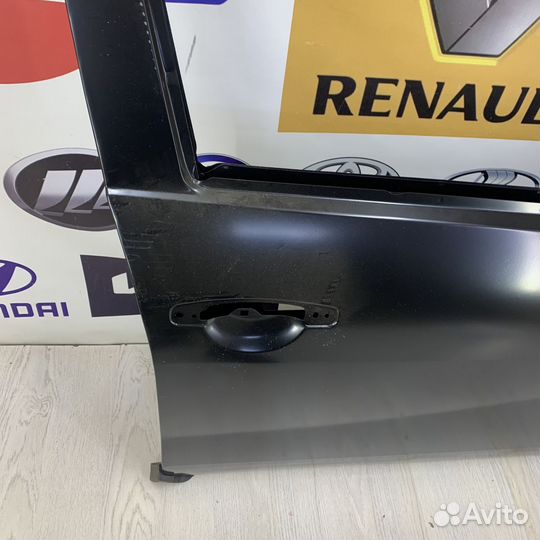 Дверь передняя Renault sandero Прав