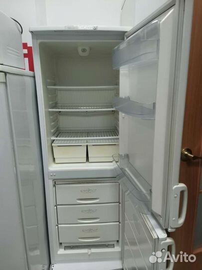 Холодильник Бирюса двухкамерный