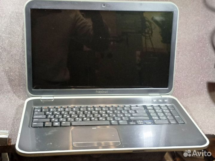 Ноутбук dell inspiron