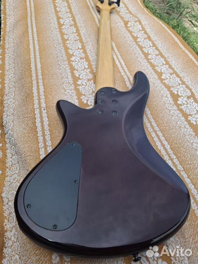 Бас гитара Schecter Stiletto 5 Bartolini MK1