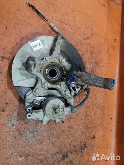 Б/У Ступица Перед Правый suzuki escudo TD54W J20A