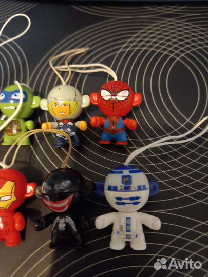 Часть3 коллекция киндеры герои Марвел головастики