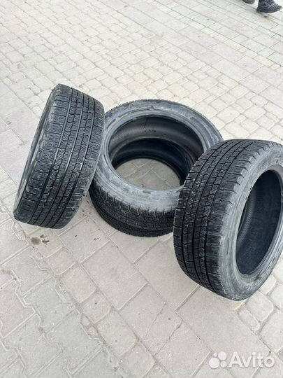 Goodyear Ice Navi Zea II 215/55 R17 94W