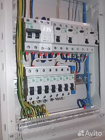 Электрик. Услуги электрика. Частный мастер