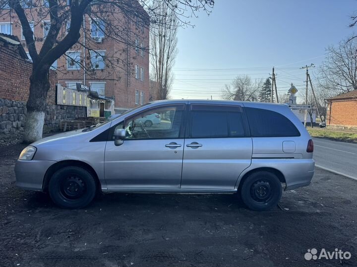 Nissan Liberty 2.0 CVT, 2001, 247 000 км