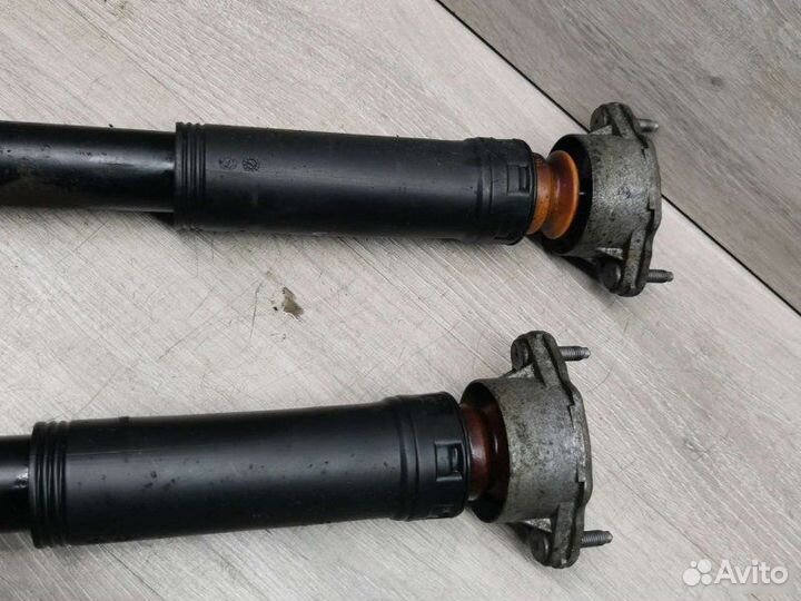 Амортизатор Mercedes C W204