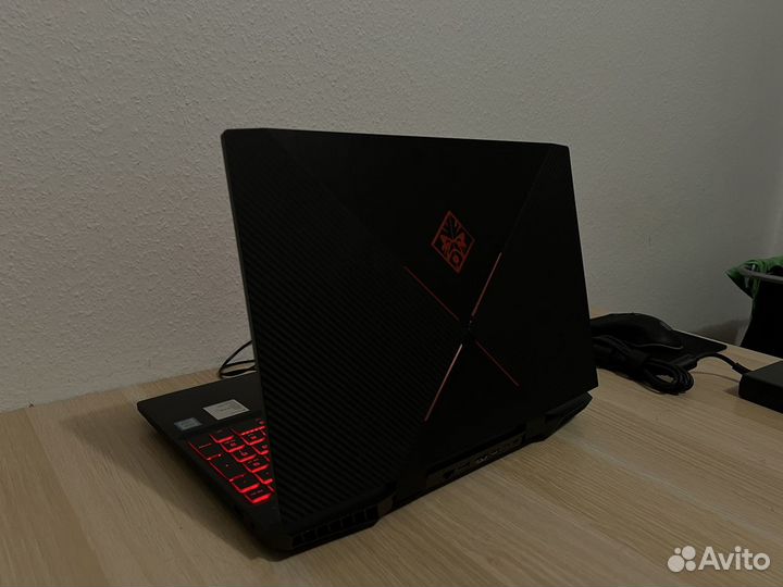 HP omen 144HZ RTX2060 i5 16gb ram SSD