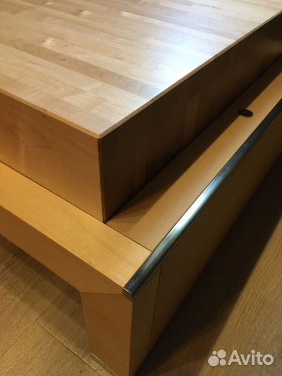 Стойка для аппаратуры