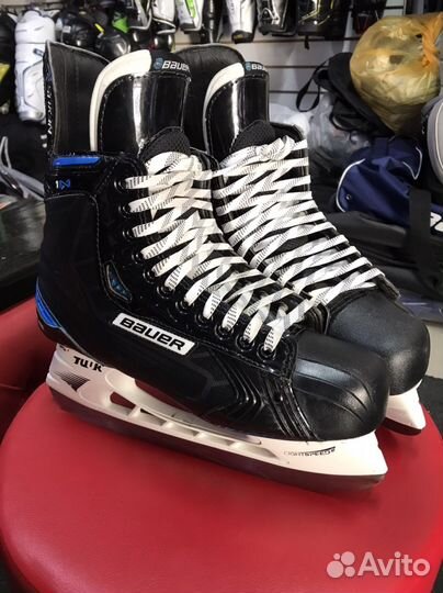 Коньки Bauer 1N 9.5 D