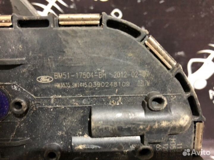 Моторчик стеклоочистителя передний Ford Focus 3