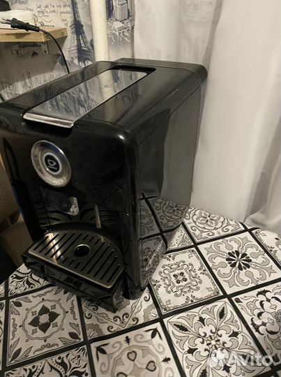 Кофемашина капсульная