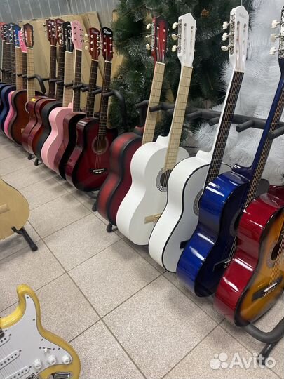 Акустическая / классическая гитара новая