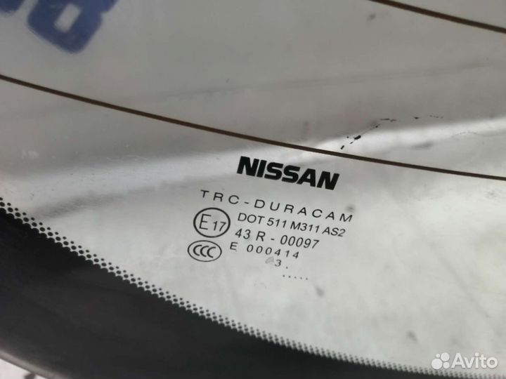 Стекло заднее Nissan almera G15