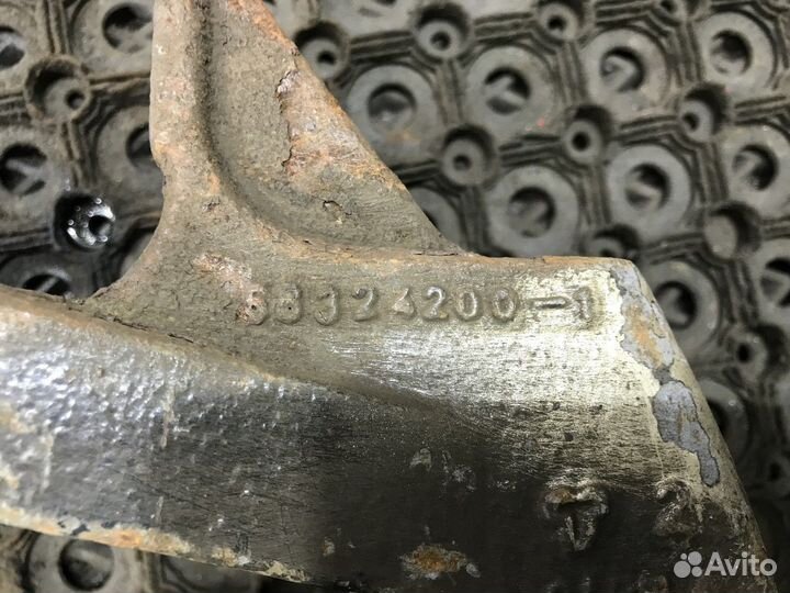 Скоба суппорта Man TGA