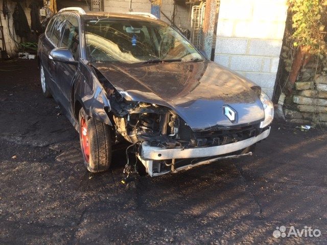 Разбор на запчасти Renault Laguna 3 2009