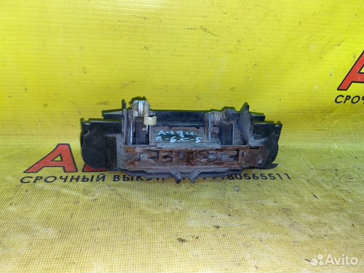 Ручка двери внешняя задняя левая Audi A6 C5 AZA