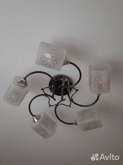 Люстра потолочная