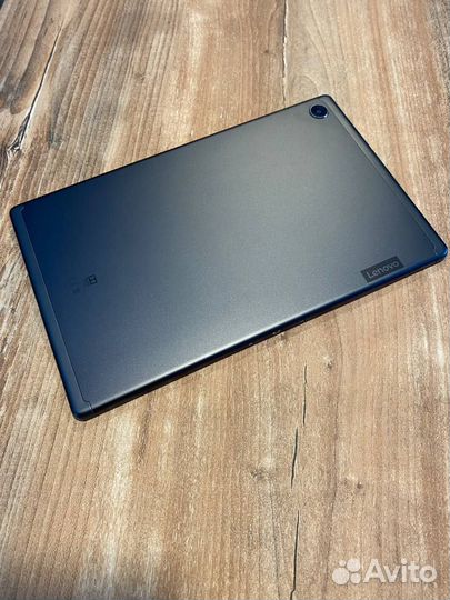 Lenovo TB X606X