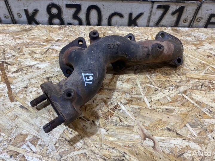 Коллектор выпускной правый Mitsubishi Pajero 3D