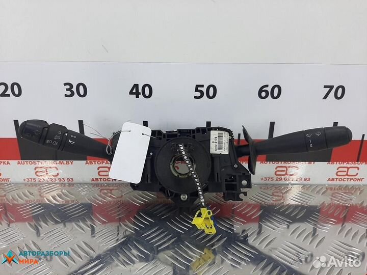 Переключатель подрулевой (стрекоза) Dacia Logan