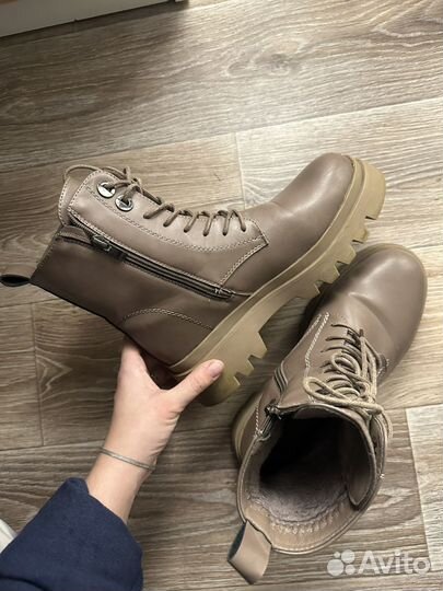 Ботинки женские демисезонные 39 размер