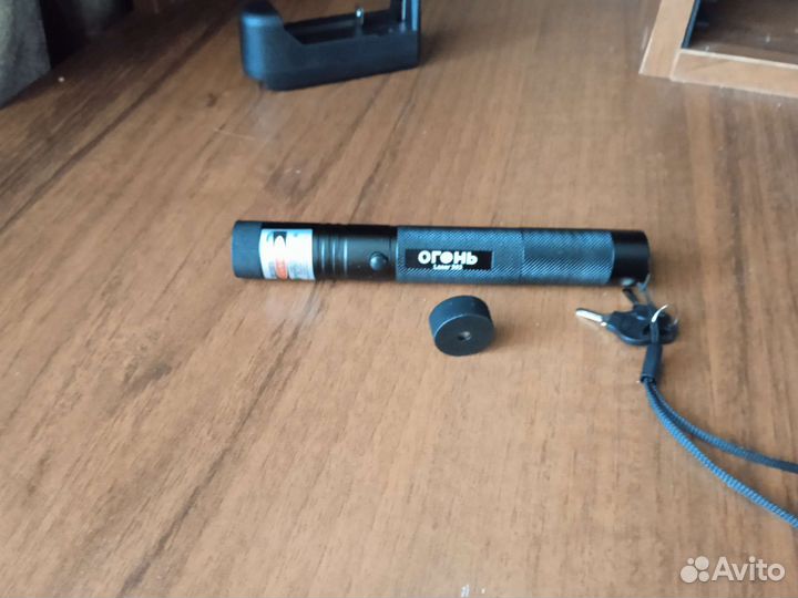 Лазерная указка зелëная