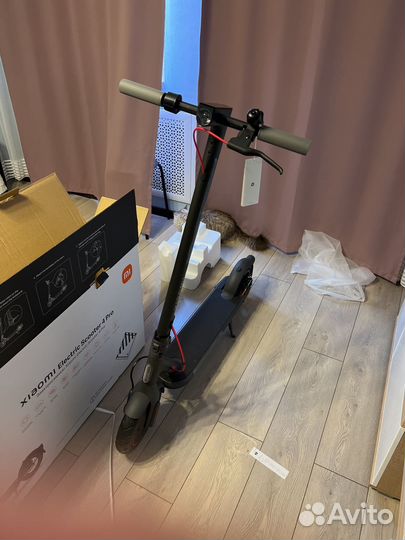 Электросамокат Xiaomi electric scooter Pro 4