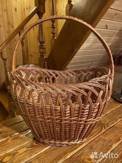 Корзина плетеная большая