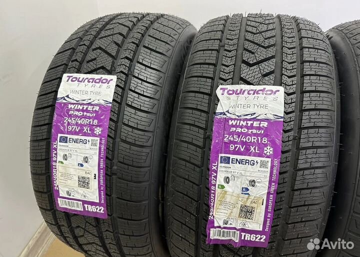 Tourador Winter Pro TSU1 245/40 R18 и 265/35 R18 25U