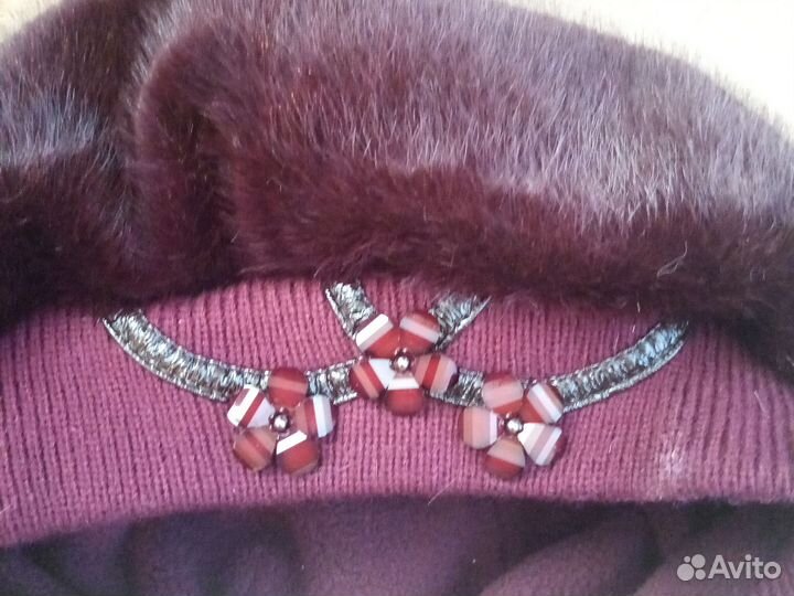 Берет и шапки зимние из ангоры