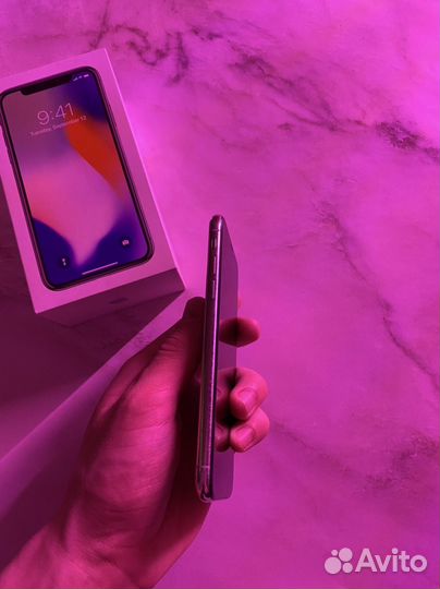 iPhone X, 64 ГБ