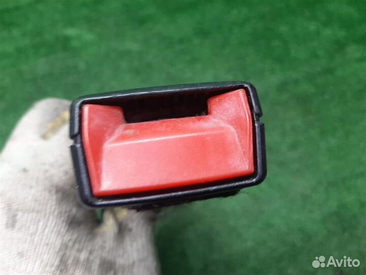 Замок ремня безопасности передний правый Peugeot