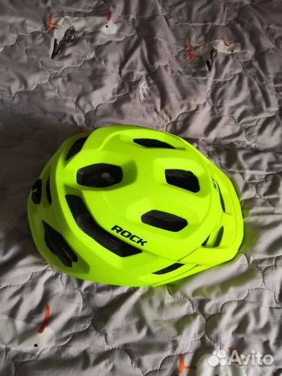 Велошлем взрослый