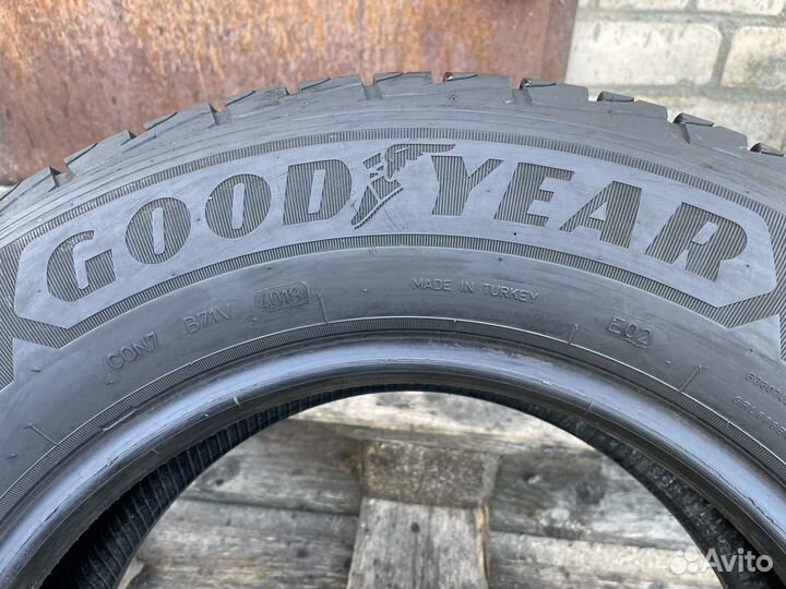 Goodyear UltraGrip Cargo 205/75 R16C