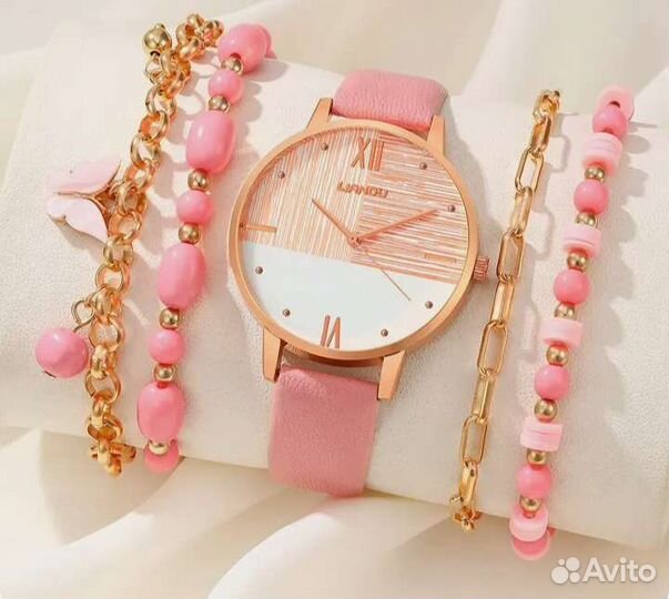 Набор для девушек. Часы и украшения.Новый