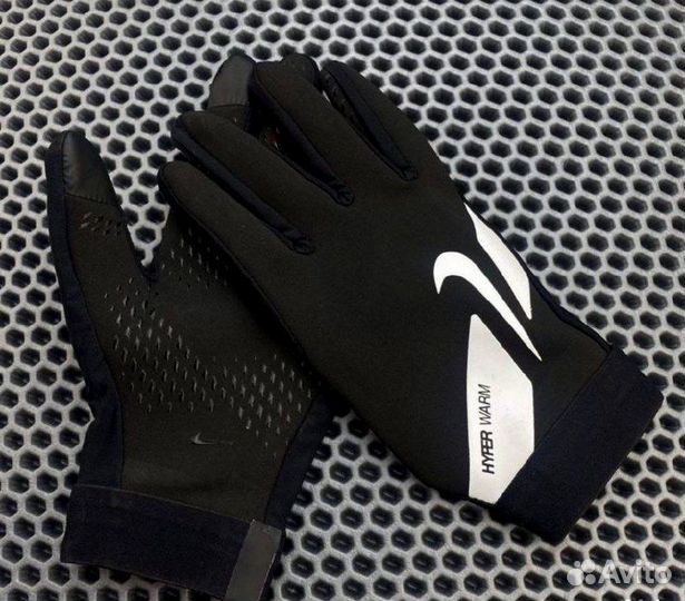 Перчатки Nike новые