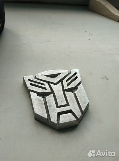 Автобот шильдик маска эмблема из металла
