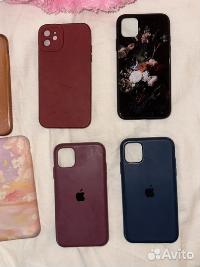 Чехлы на iPhone 11
