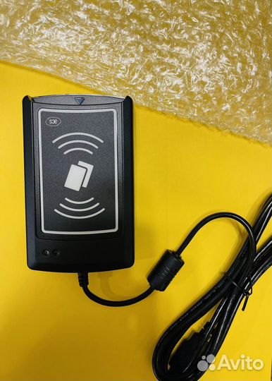 Считыватель ACS ACR1281U-C1 с дуальным интерфейсом