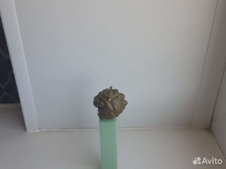 Продаю фигурку Ранкора из angry birds star wars