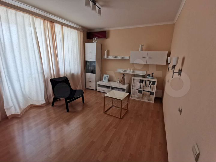 3-к. квартира, 54 м², 2/9 эт.