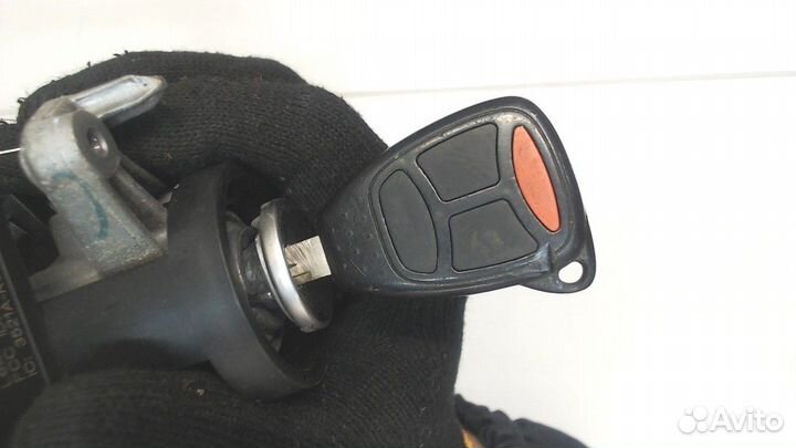 Замок зажигания Jeep Commander, 2006