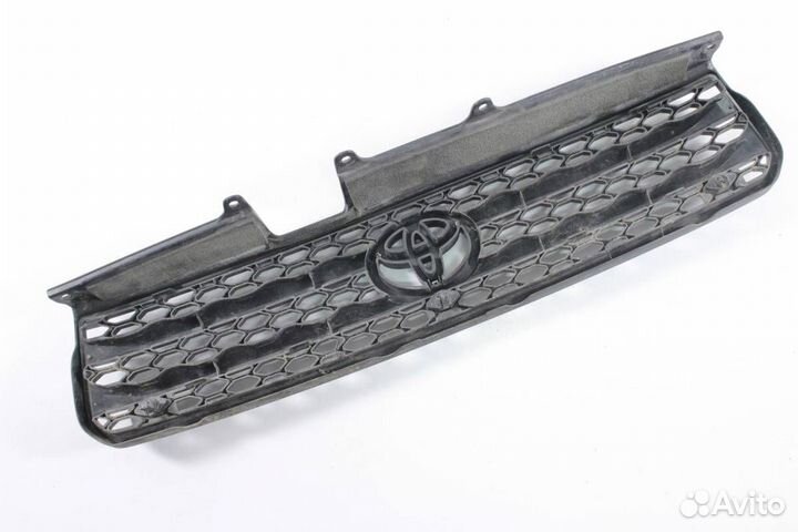Решетка радиатора Toyota Rav4 ACA20