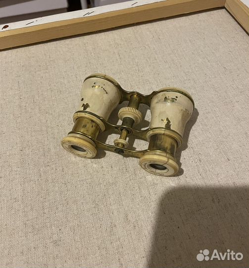 Бинокль театральный