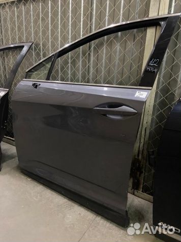 Дверь передняя левая Lexus RX