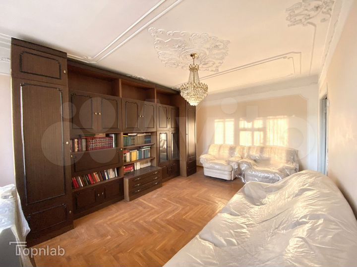 4-к. квартира, 80 м², 3/9 эт.