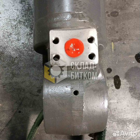 Гидроцилиндр стрелы Doosan DX350LC