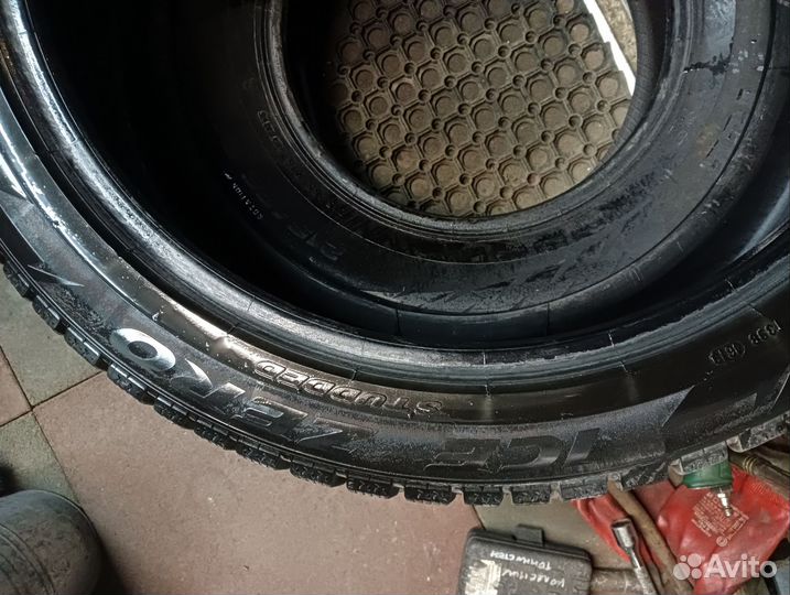 Pirelli Ice Zero 275/40 R22 100H