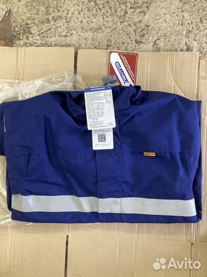 Плащ водоотталкивающий,сзащитой от дуги